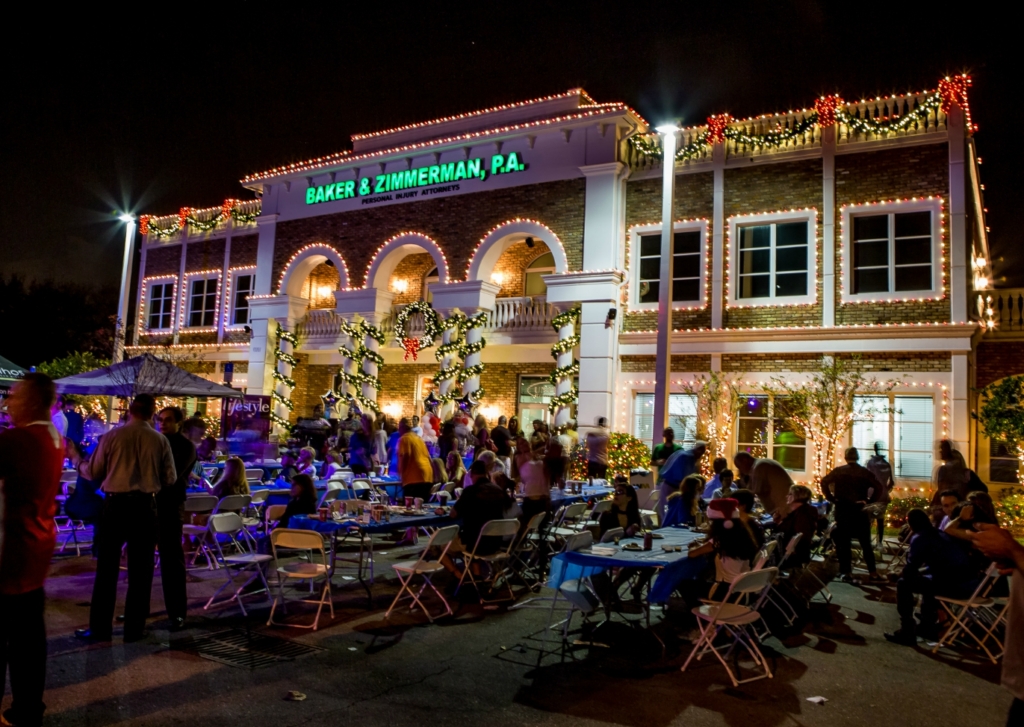 Commercial Christmas Lights – JM Holiday Lighting, Inc. of South Florida is the leading Commercial Christmas Lights, Hanukkah & Year Round light company